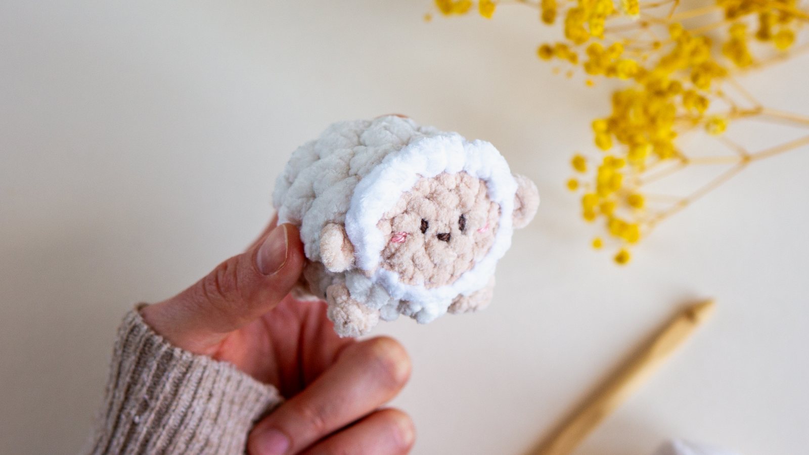 Free Easter Sheep Crochet Pattern